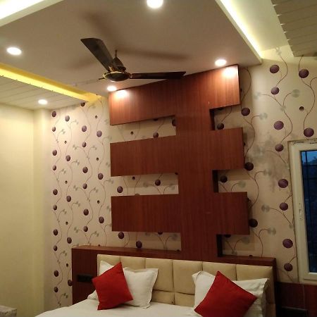 Hotel Delight Deluxe Pipra Dewas Exterior photo
