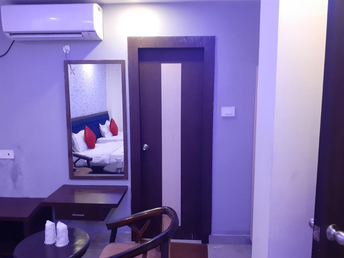 Hotel Delight Deluxe Pipra Dewas Exterior photo
